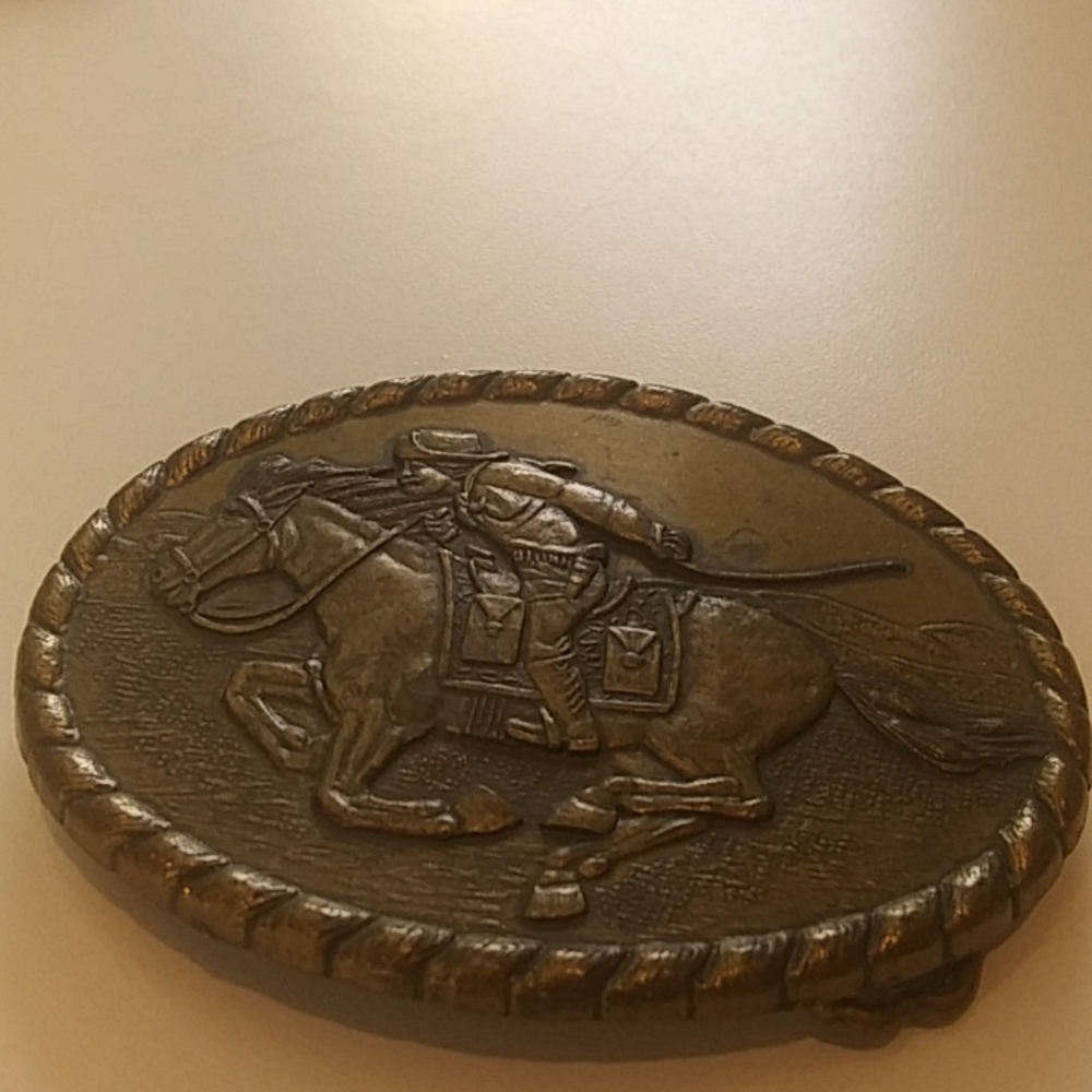 Vintage 1981 Mervyn' s " Pony Express Rider Commemorative Buckle